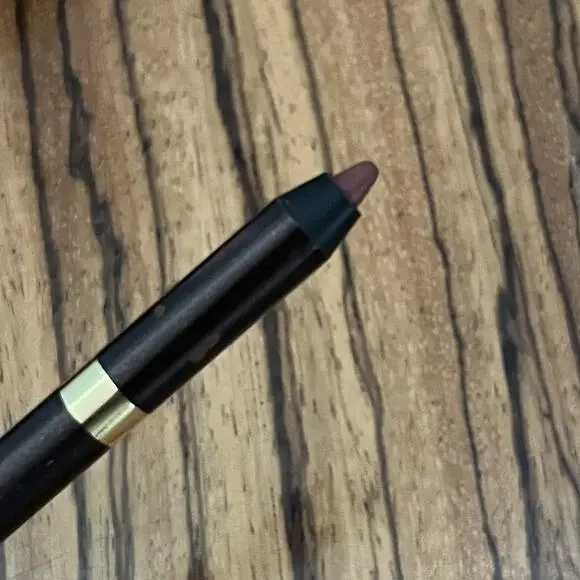 Tom Ford Lip Pencil 106 A-List 1.2g